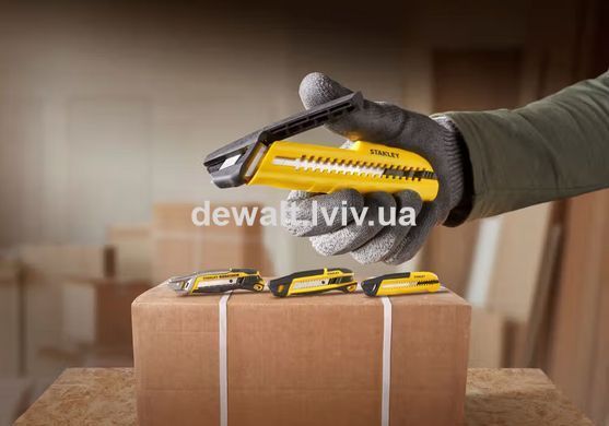 Ніж довжиною 160 мм з лезом шириною 18 мм з сегментами, що відламуються STANLEY STHT10489-0