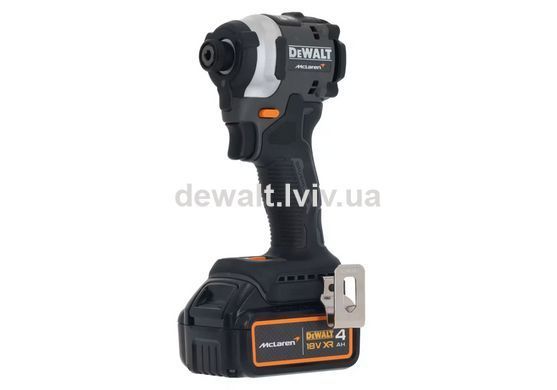 Набор из двух аккумуляторных бесщеточных инструментов McLaren F1 TEAM LIMITED EDITION DeWALT DCK200MM2T