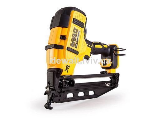 Пистолет гвоздезабивной аккумуляторный DeWALT DCN660