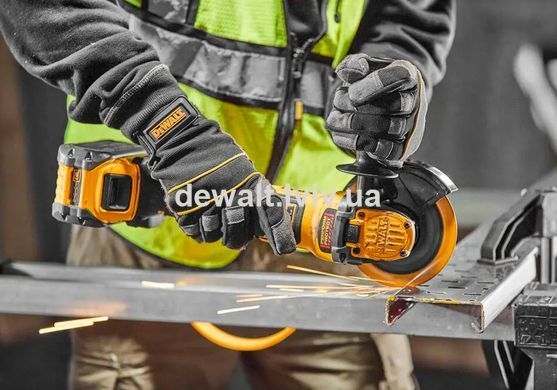 Шлифмашина угловая аккумуляторная DeWALT DCG409