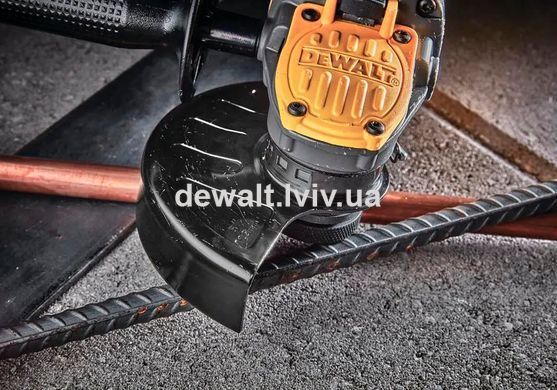 Шлифмашина угловая аккумуляторная DeWALT DCG409