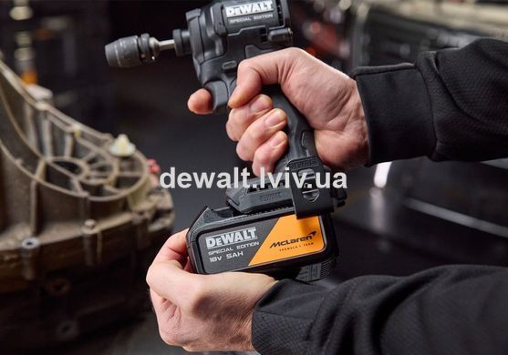 Шурупокрут ударний/Impact акумуляторний McLaren F1 TEAM LIMITED EDITION DeWALT DCF86MP1T