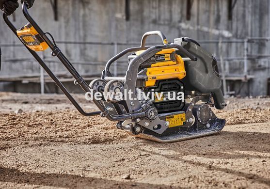 Вібраційна плита прямохідна акумуляторна POWERSHIFT DeWALT DCPS7154N
