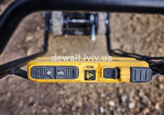 Вібраційна плита прямохідна акумуляторна POWERSHIFT DeWALT DCPS7154N