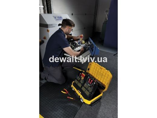 щик техніка FATMAX&reg;, 540 х400 х 435 мм, армований скловолокном, оснащений колесами STANLEY FMST1-72383