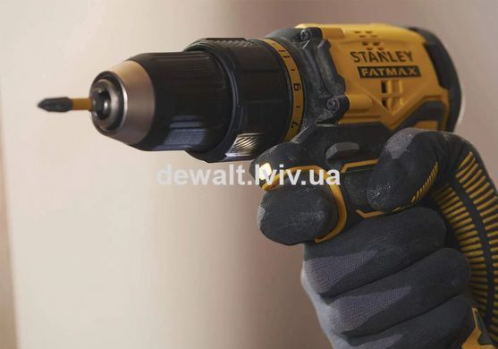 Дриль-шурупокрут безщітковий акумуляторний STANLEY FATMAX SFMCD710D2K