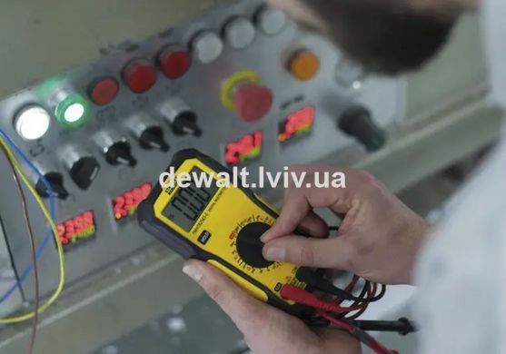 Мультиметр цифровой категории САТ III STANLEY FMHT82565-0