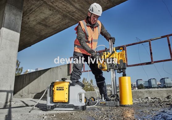 Резервуар для подачі води DeWALT DCE6820N