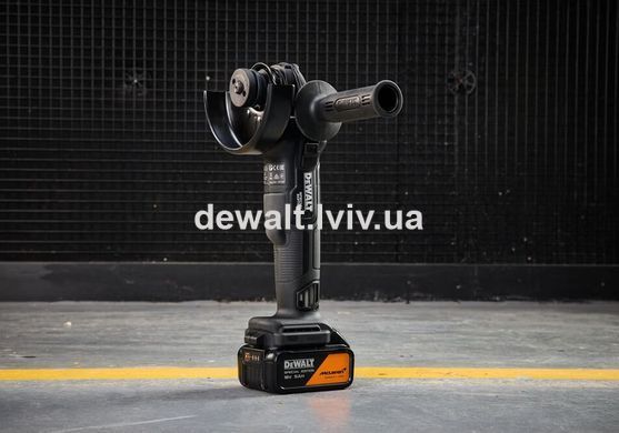 Шлифмашина угловая аккумуляторная DeWALT DCG45MP2T