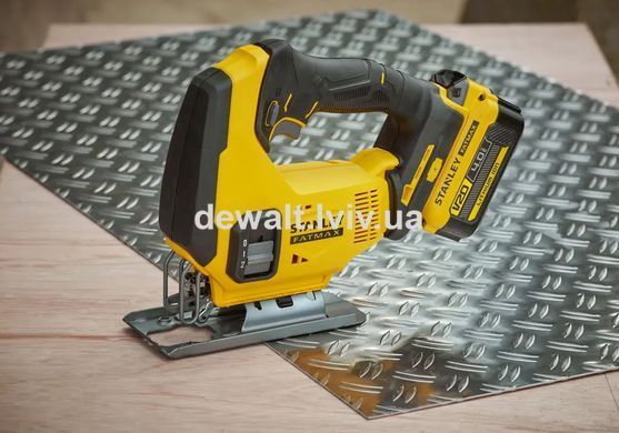 Пила лобзикова акумуляторна STANLEY FATMAX SFMCS600B