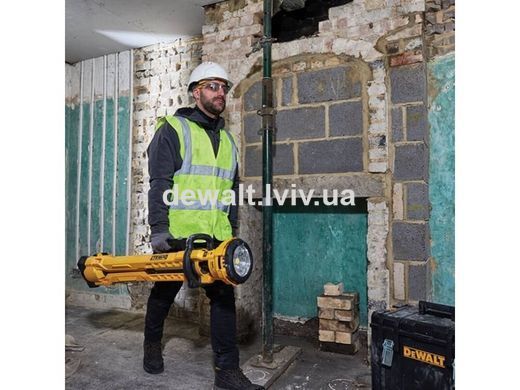 Фонарь аккумуляторный DeWALT DCL079