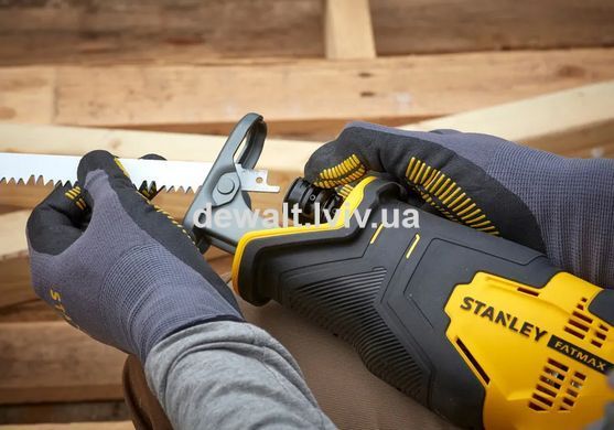Пила шабельна акумуляторна STANLEY FATMAX SFMCS300B