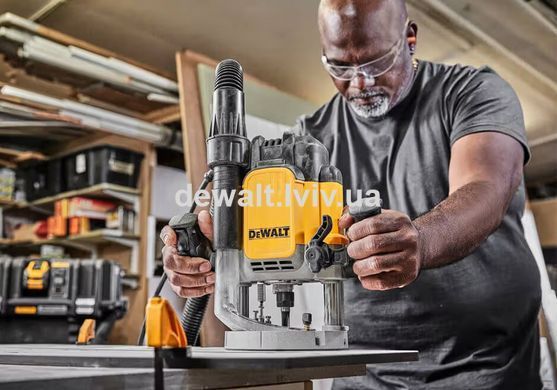 Фрезер DeWALT DWE625