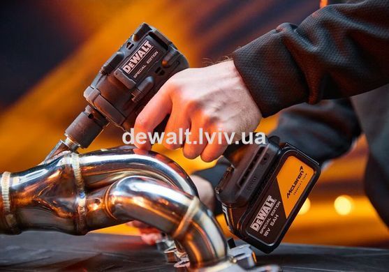 Гайкокрут ударний акумуляторний DeWALT DCF92MP2T