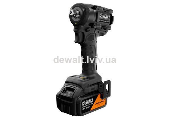 Гайкокрут ударний акумуляторний DeWALT DCF92MP2T