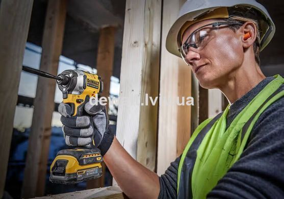 Набір из 2-х інструментів акумуляторних DeWALT DCK2051H2T