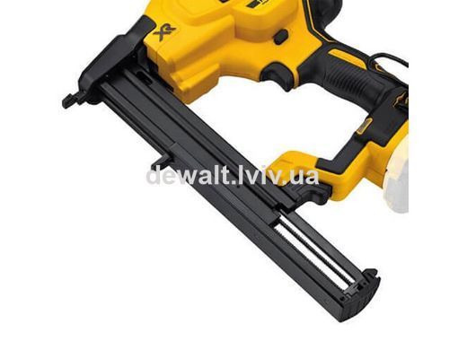 Пистолет гвоздезабивной аккумуляторный DeWALT DCN681