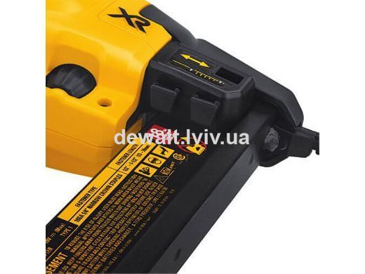 Пистолет гвоздезабивной аккумуляторный DeWALT DCN681