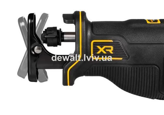 Пила сабельная аккумуляторная DeWALT DCS382