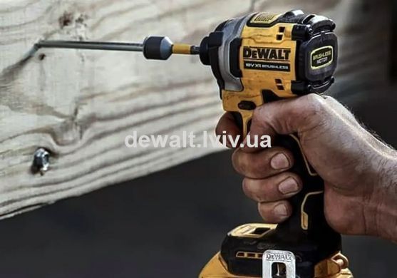 Набір из 2-х інструментів акумуляторних DeWALT DCK2051H2T