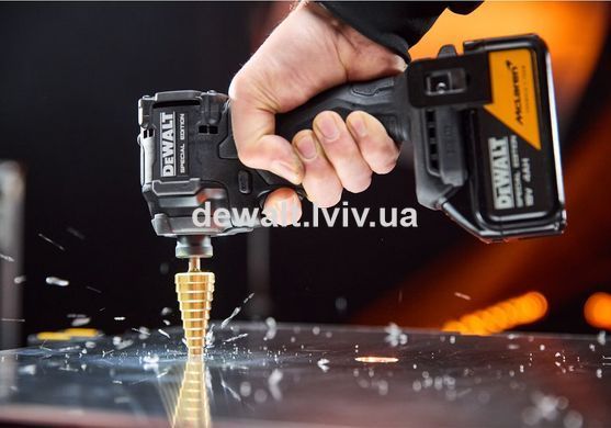 Шурупокрут ударний/Impact акумуляторний McLaren F1 TEAM LIMITED EDITION DeWALT DCF86MM1T