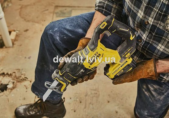 Пила шабельна акумуляторна STANLEY FATMAX SFMCS310B