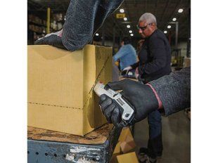 Нож безопасный с лезвием для отделочных работ STANLEY FMHT10367-0
