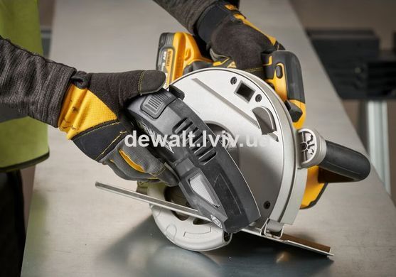 Пила дисковая по металлу аккумуляторная DeWALT DCS383H2