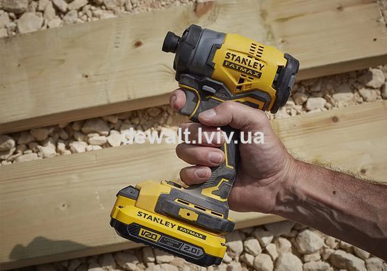 Гайковерт ударний акумуляторний безщітковий STANLEY FATMAX SFMCF810D2K