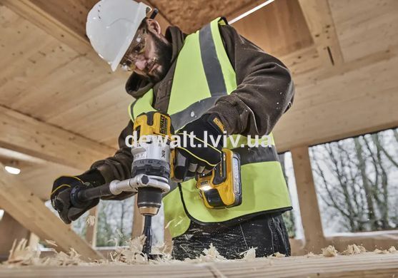 Дрель-шуруповерт с ударом аккумуляторная DeWALT DCD1007