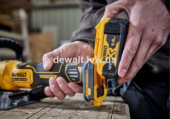 Фрезер ламельний акумуляторний DeWALT DCW682NT