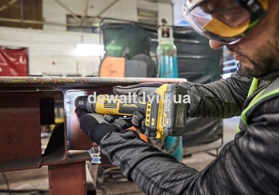 Шлифмашина прямая аккумуляторная DeWALT DCG420