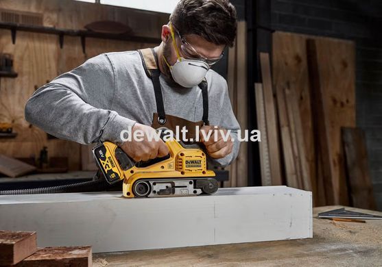 Шліфмашина стрічкова акумуляторна DCW220