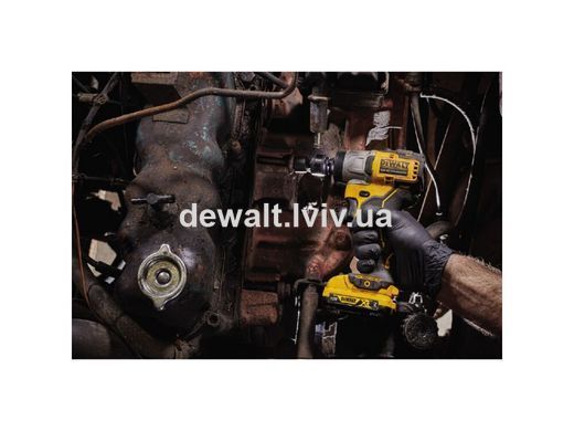 Гайкокрут ударний акумуляторний DeWALT DCF902