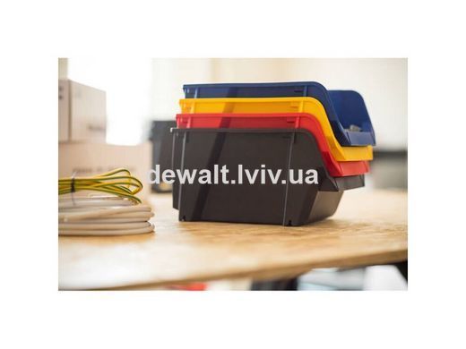 Лоток сортировочный, размеры 240х175х125 мм STANLEY STST82738-1