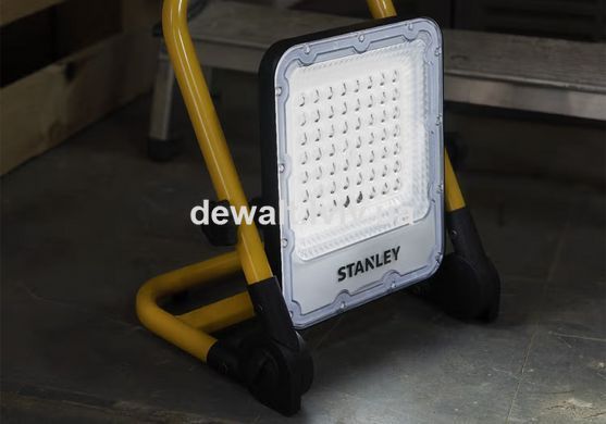 Прожектор світлодіодний STANLEY SXLS37177E