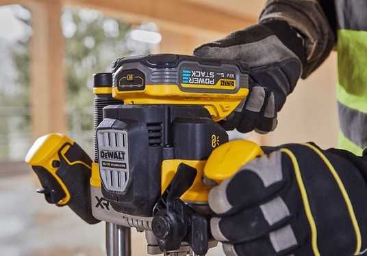 Фрезер кромковочный аккумуляторный DeWALT DCW620NT - купить в