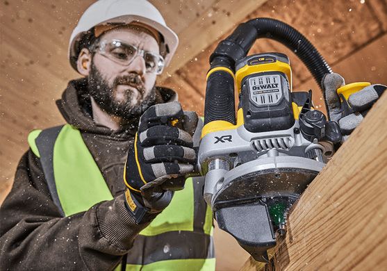 Фрезер кромковочный аккумуляторный DeWALT DCW620NT