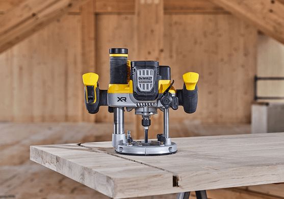 Фрезер кромковочный аккумуляторный DeWALT DCW620NT