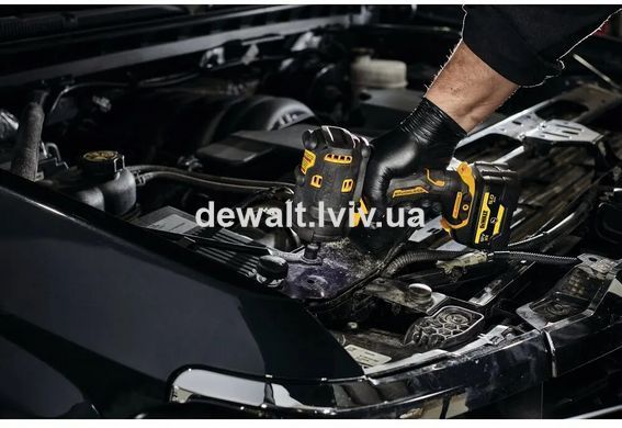 Гайковерт ударный аккумуляторный DeWALT DCF901