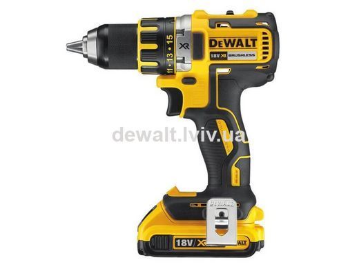 Дрель-шуруповерт аккумуляторная DeWALT DCD790