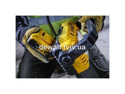 Фонарь аккумуляторный DeWALT DCL077