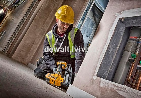 Пістолет цвяхозабівний акумуляторний DeWALT DCN662