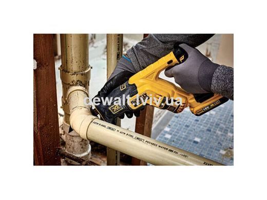 Пила сабельная аккумуляторная DeWALT DCS367