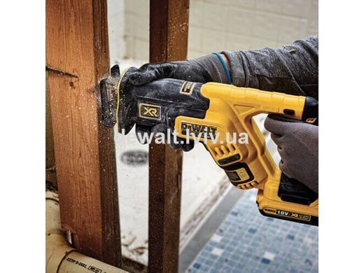 Пила сабельная аккумуляторная DeWALT DCS367
