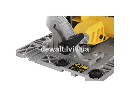 Пила дисковая аккумуляторная DeWALT DCS572