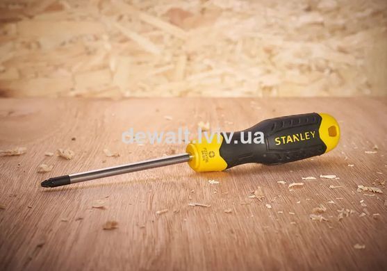 Отвертка Cushion Grip под шлиц Pz3 с длиной жала 150 мм STANLEY 0-64-976