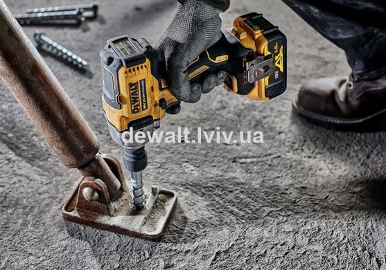 Гайкокрут ударний акумуляторний DeWALT DCF891