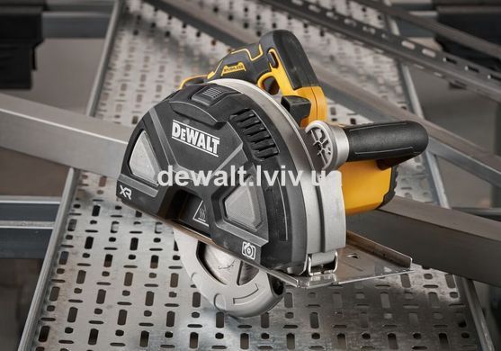 Пилка дискова по металу акумуляторна DeWALT DCS383N