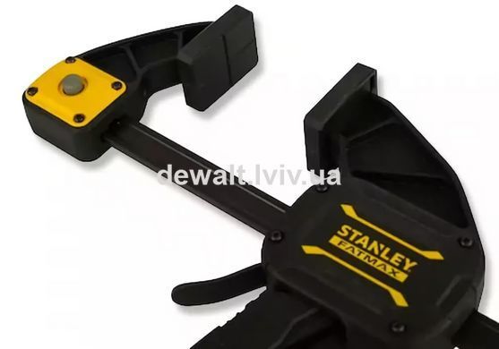 Струбцина FatMax L триггерная с максимальным усилием сжатия 135 кг. STANLEY FMHT0-83211